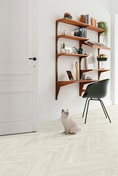 ПВХ-плитка замковая Laurel Oak 51104 Layred Herringbone IVC MODULEO 51104CC