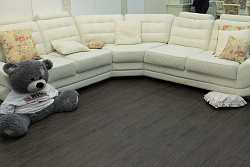 ПВХ-плитка клеевая Дуб Гранд Mild Tile Decoria DW 3161