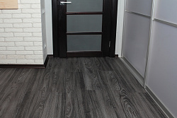 ПВХ-плитка клеевая Дуб Велье Mild Tile Decoria DW 3153