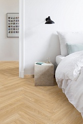 ПВХ-плитка замковая Laurel Oak 51282 Layred Herringbone IVC Moduleo 51282CC